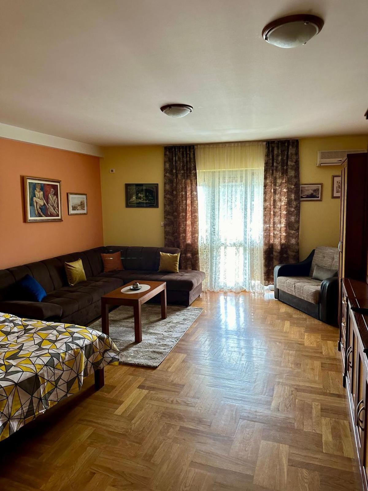 Mia Apartment Budva
